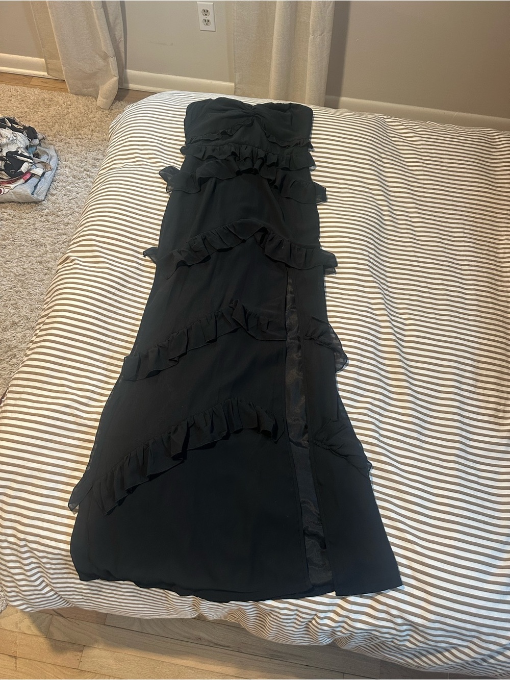 PrettyLittleThing Black Strapless Ruffle Maxi Dress